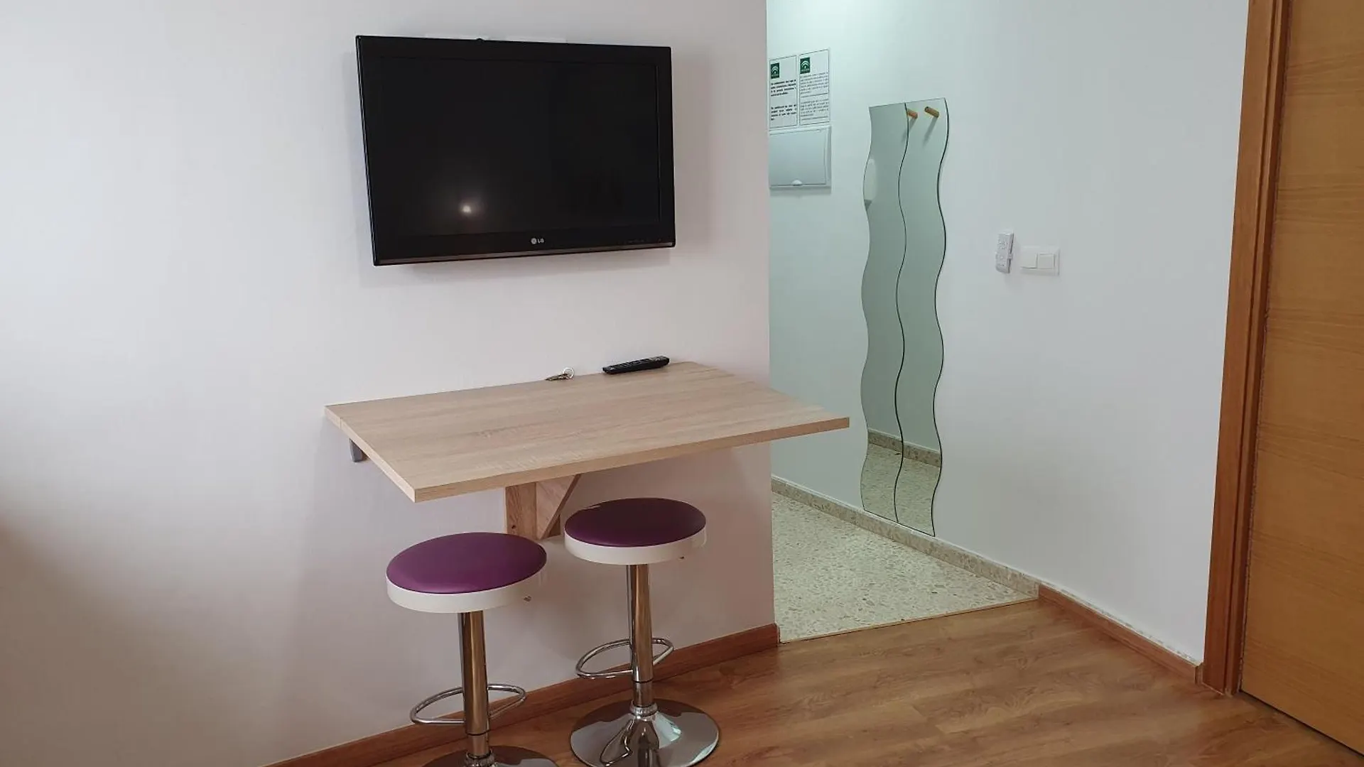 Sehr Ruhig Und Zentral Gelegene Ferienwohnung Nerja Apartment
