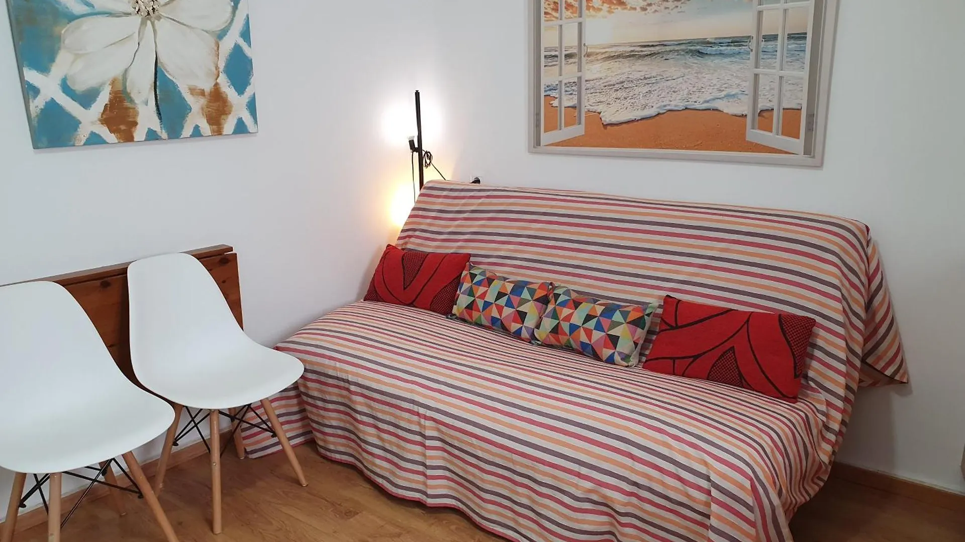 Sehr Ruhig Und Zentral Gelegene Ferienwohnung Nerja 0*,