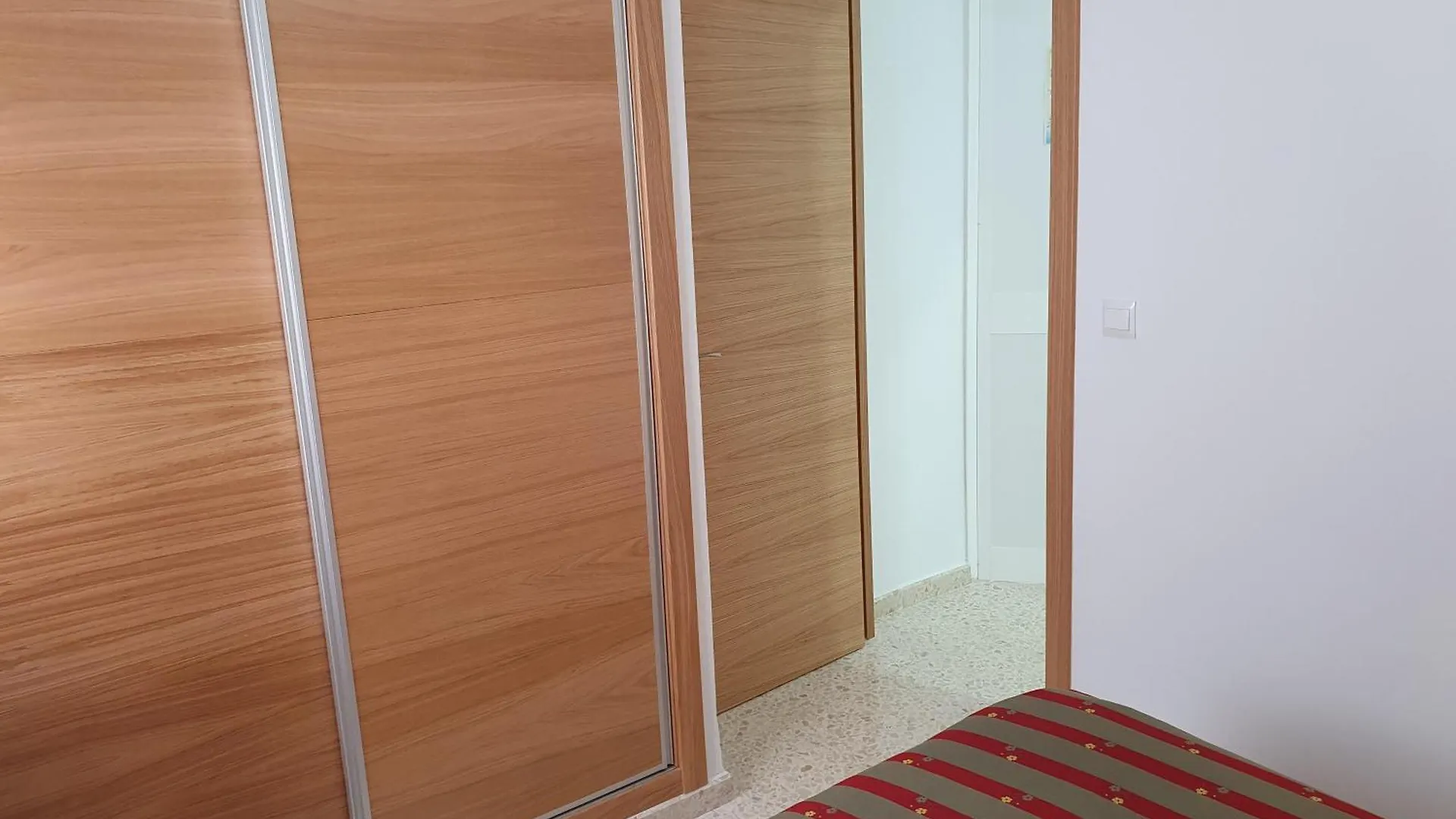 Sehr Ruhig Und Zentral Gelegene Ferienwohnung Nerja Apartment