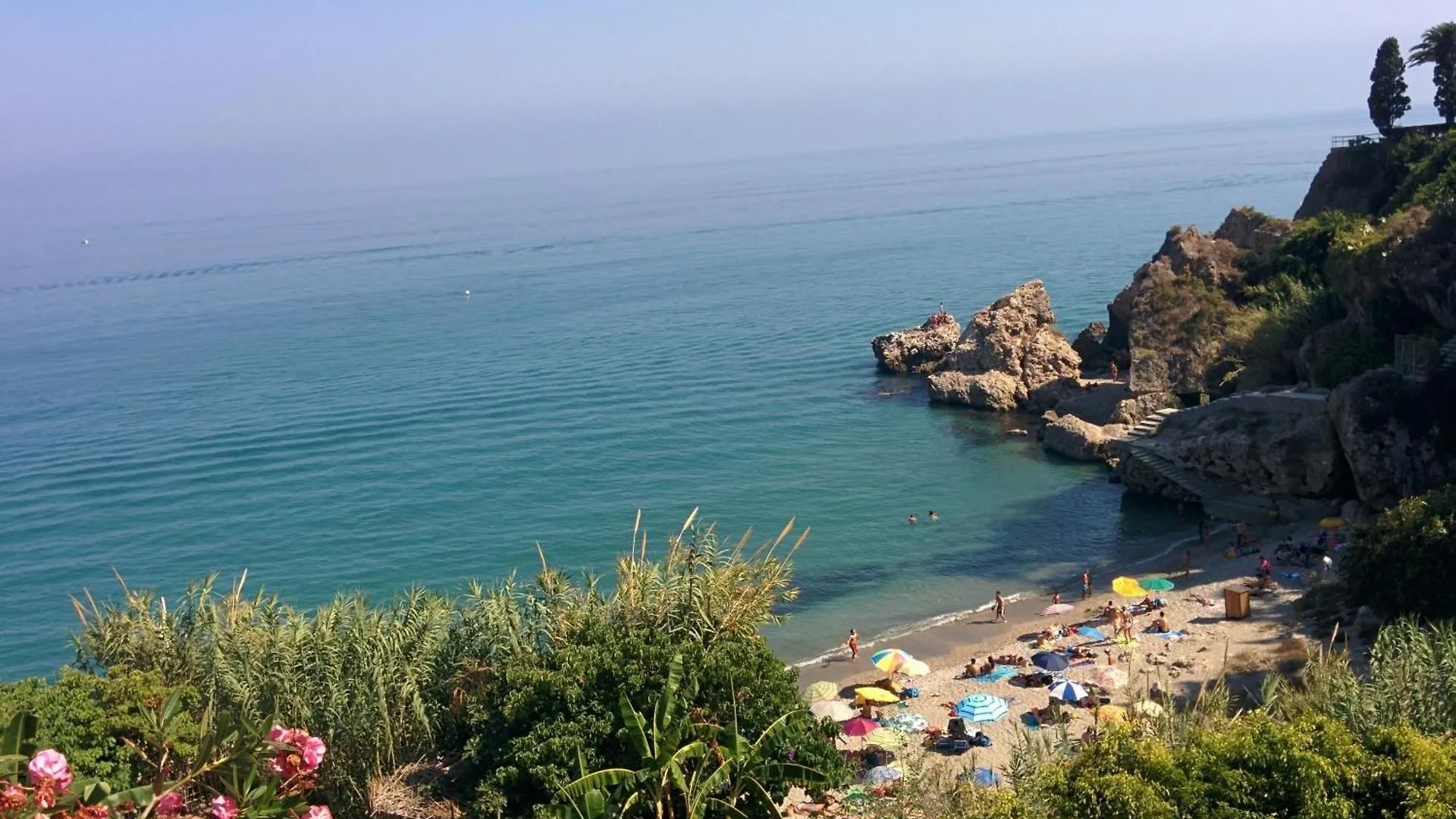 Apartment Sehr Ruhig Und Zentral Gelegene Ferienwohnung Nerja